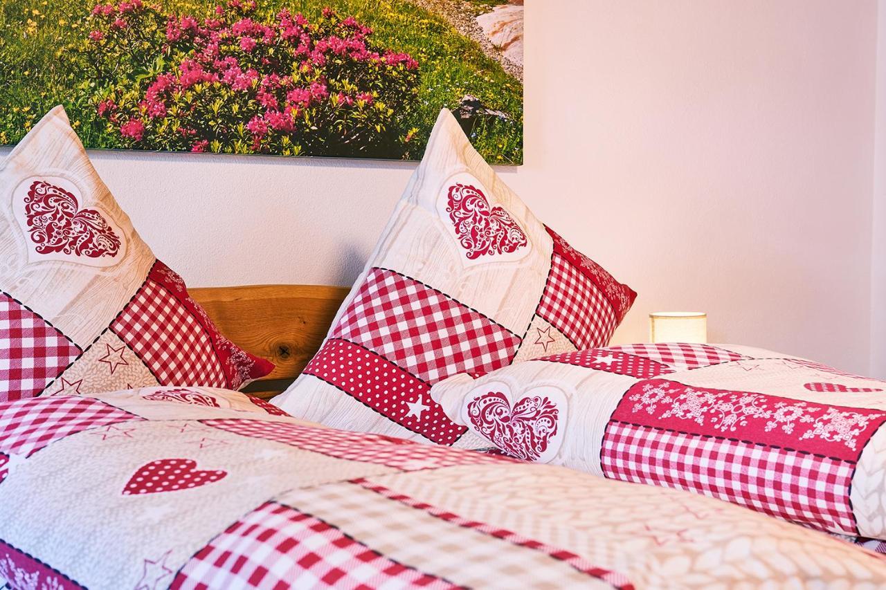 Chiemgauferienwohnungen - Wanderlust Und Alpenrose Unterwössen Extérieur photo